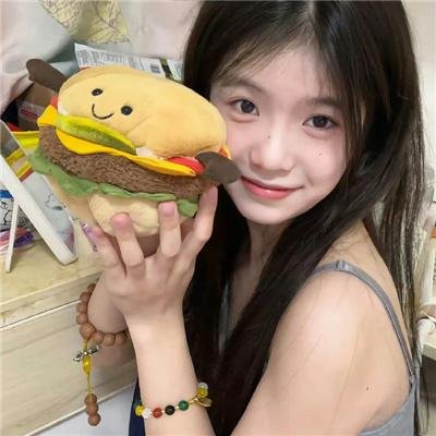 辣手美眉海报