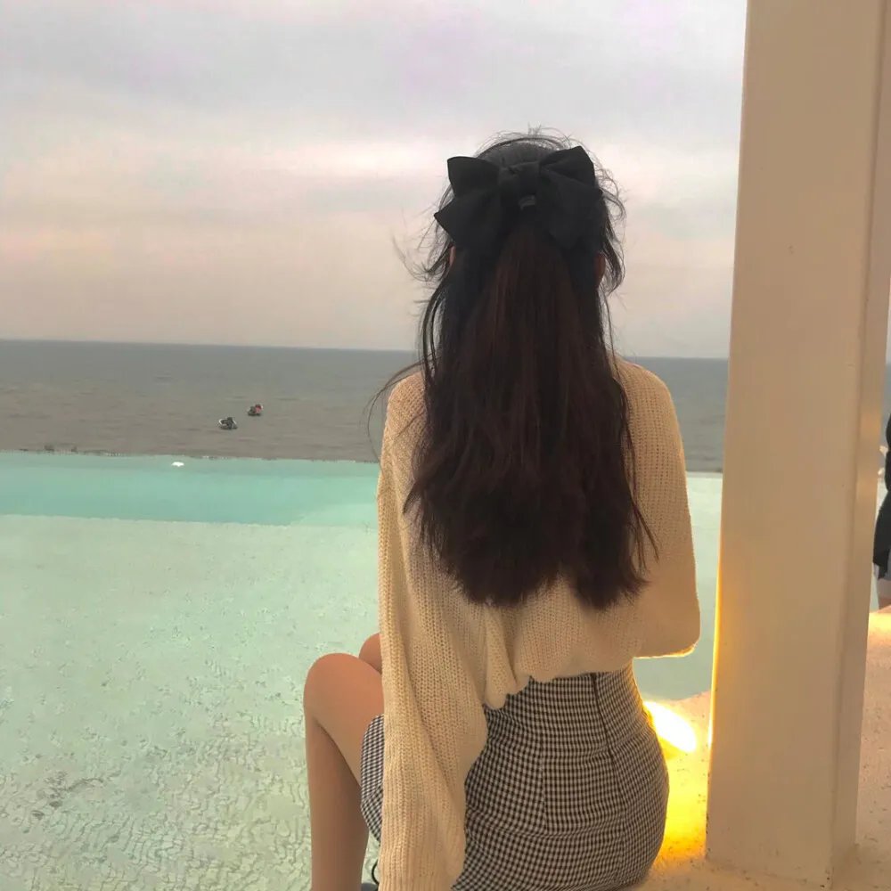 爱情外一章海报
